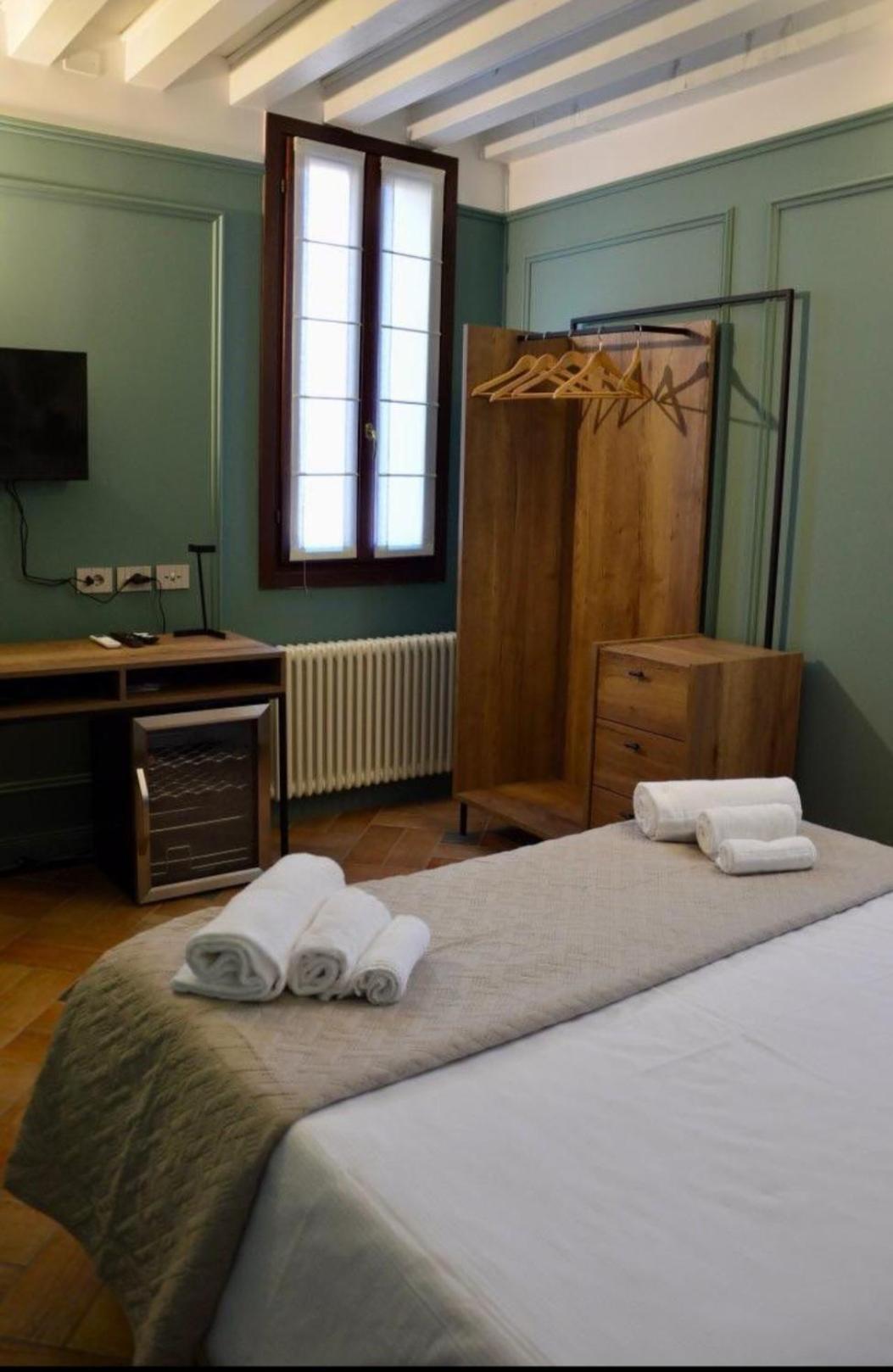 Locanda Ca' Leon Венеция Екстериор снимка